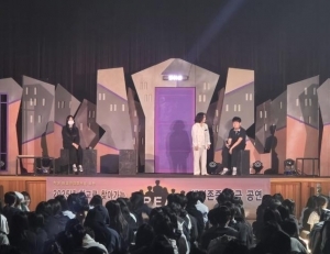 탑 기사 이미지