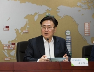 탑 기사 이미지