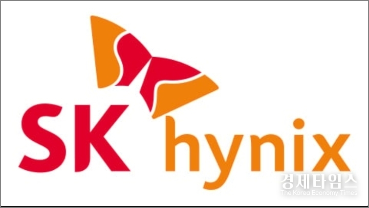 SK하이닉스는 매출 24조4489억원, 영업이익률 47%로 역대 최고 분기 실적을 달성했다고 10월29일 밝혔다.