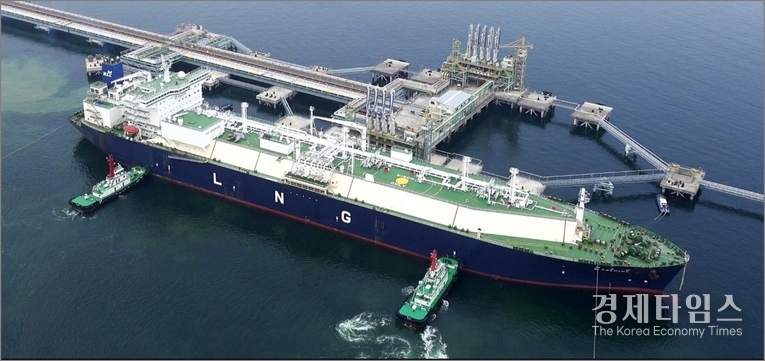 한국가스공사(KOGAS)는 <strong>트럼프 미국 대통령의 국빈 방한</strong>을 계기로 연간 약 330만 톤의 미국산 LNG 구매 계약을 체결했다.
