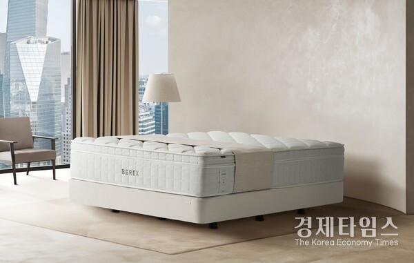 코웨이가 개인별 신체 굴곡에 따라 최적의 편안함을 제공하는 ‘비렉스 루네어 매트리스’를 출시한다./사진=코웨이