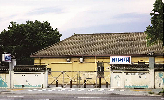 서울시가 용산 캠프킴 부지 내 옛 USO건물(616㎡ 규모)인 주한미군 미국위문협회(USO, United Service Organization)에 ‘용산공원 갤러리’를 조성해 30일(금) 개방한다.