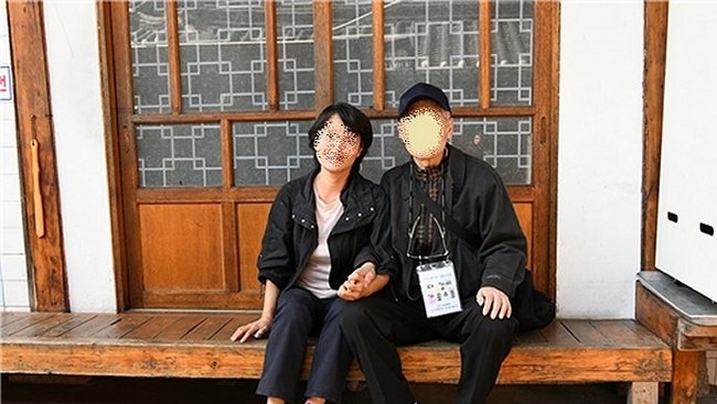 2018년 현재 서울시 노인은 평균 1.8개의 만성질환을 앓고 있으며, 응답자의 13.7%가 우울 증상을 나타냈다. 사진은 우리동네 돌봄단 활동 사진 (서울시 제공)