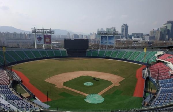 야구장 그라운드 환경 개선