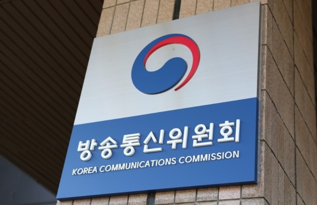 김 현 방송통신위원회 부위원장은 26일 광주 시청자미디어센터를 방문해 코로나19 확산에 대응한 방역조치 준수 현황과 미디어 교육 · 체험서비스 현황을 점검했다.