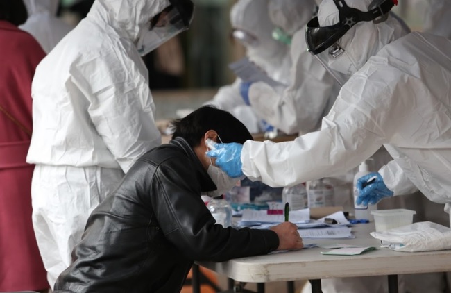 작년 3월 10일 구로코리아빌딩 선별진료소 현장