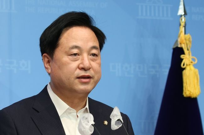 국회 국토교통위원회 김두관 의원(경남 양산을)이 ‘표준임대료’ 도입을 내용으로 하는 주택임대차보호법 개정안을 발의했다.