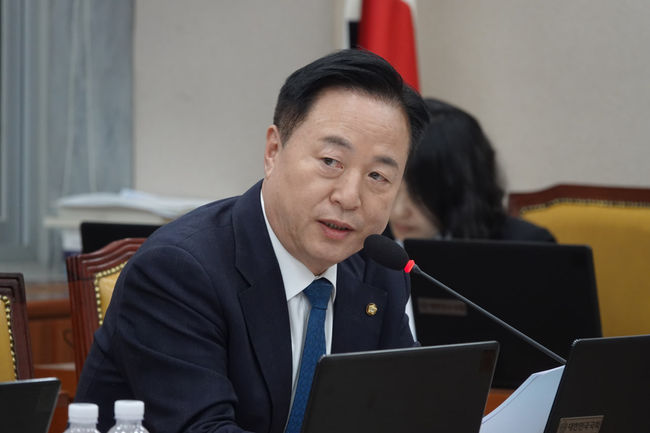 더불어민주당 김두관 의원