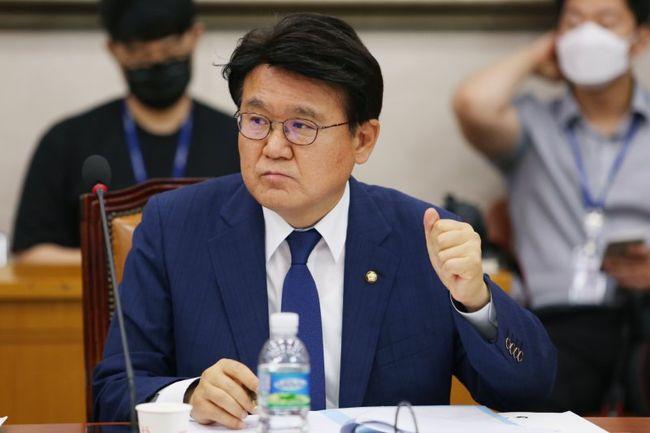 황운하 의원 자료사진