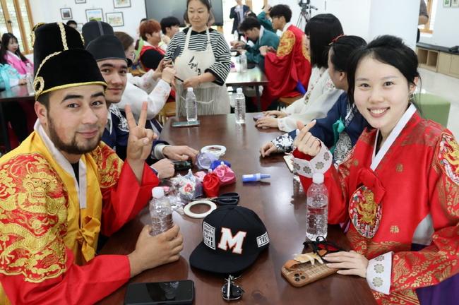 고양시, 런케이션 관광상품 출시...한국항공대 외국학생들에게 선보여