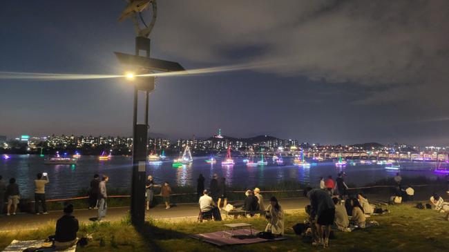 보트 퍼레이드 모습