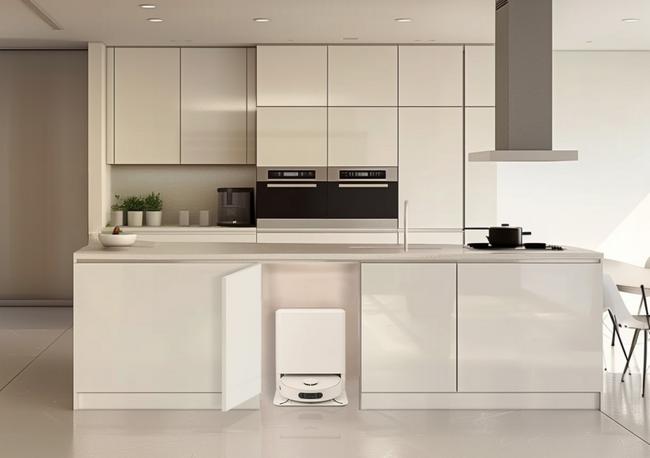 LG전자가 15일 올인원 로봇청소기 `LG 로보킹 AI 올인원`(사진)을 출시한다.