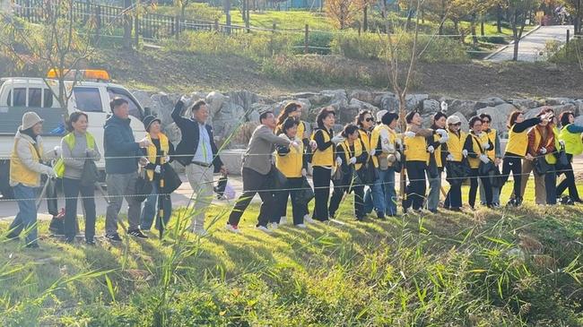 이현재 하남시장, 미사3동 유관단체와 망월천 정화 활동
