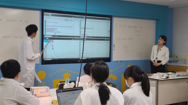 대전교육청, 교육부 지정 지능형 과학실 모델학교 수업 공개_대전문지중(과학직업정보과 등)