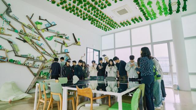 연구소 내부 견학